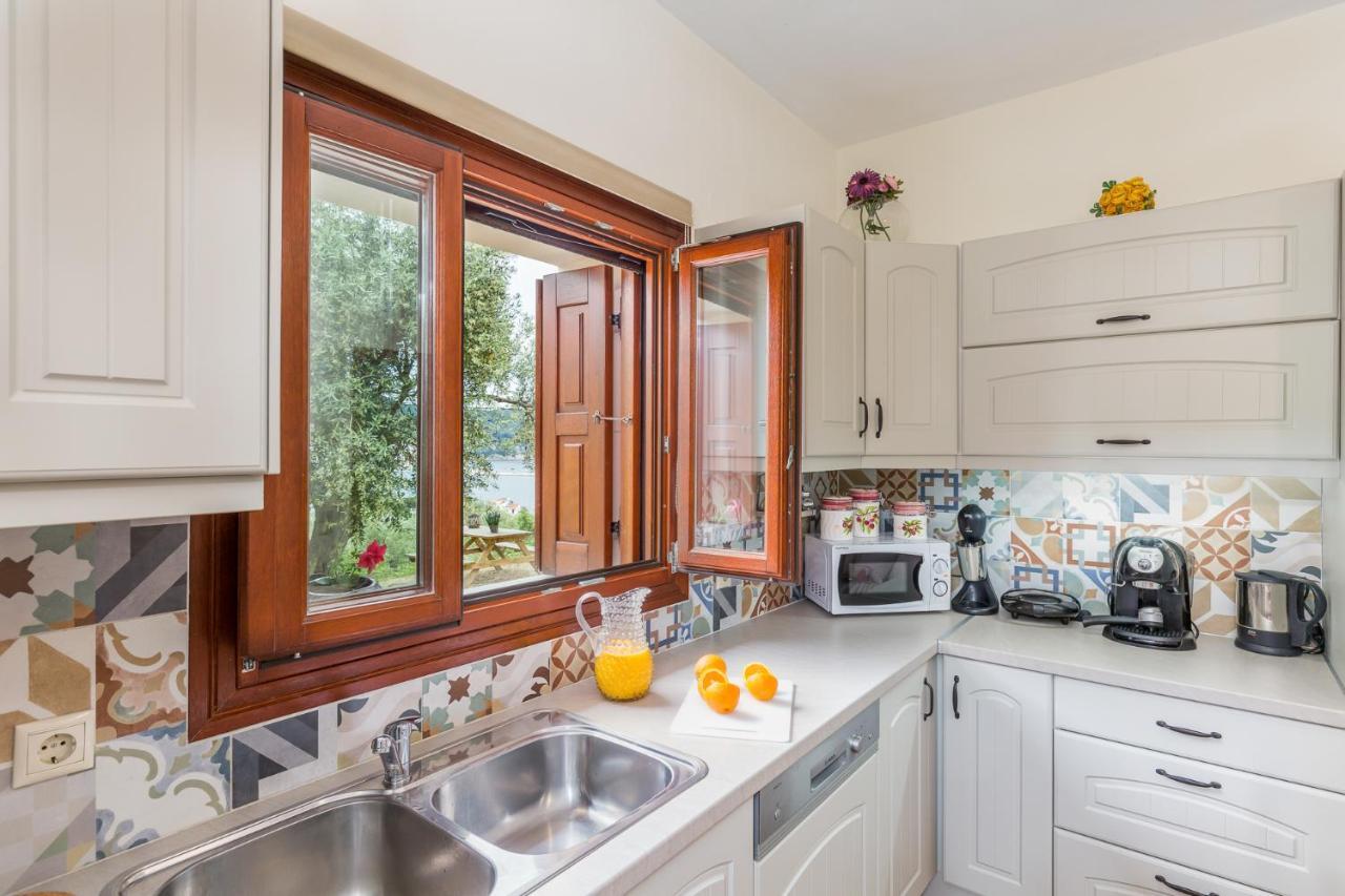 Olive Grove Apartment Skopelos Town Bagian luar foto