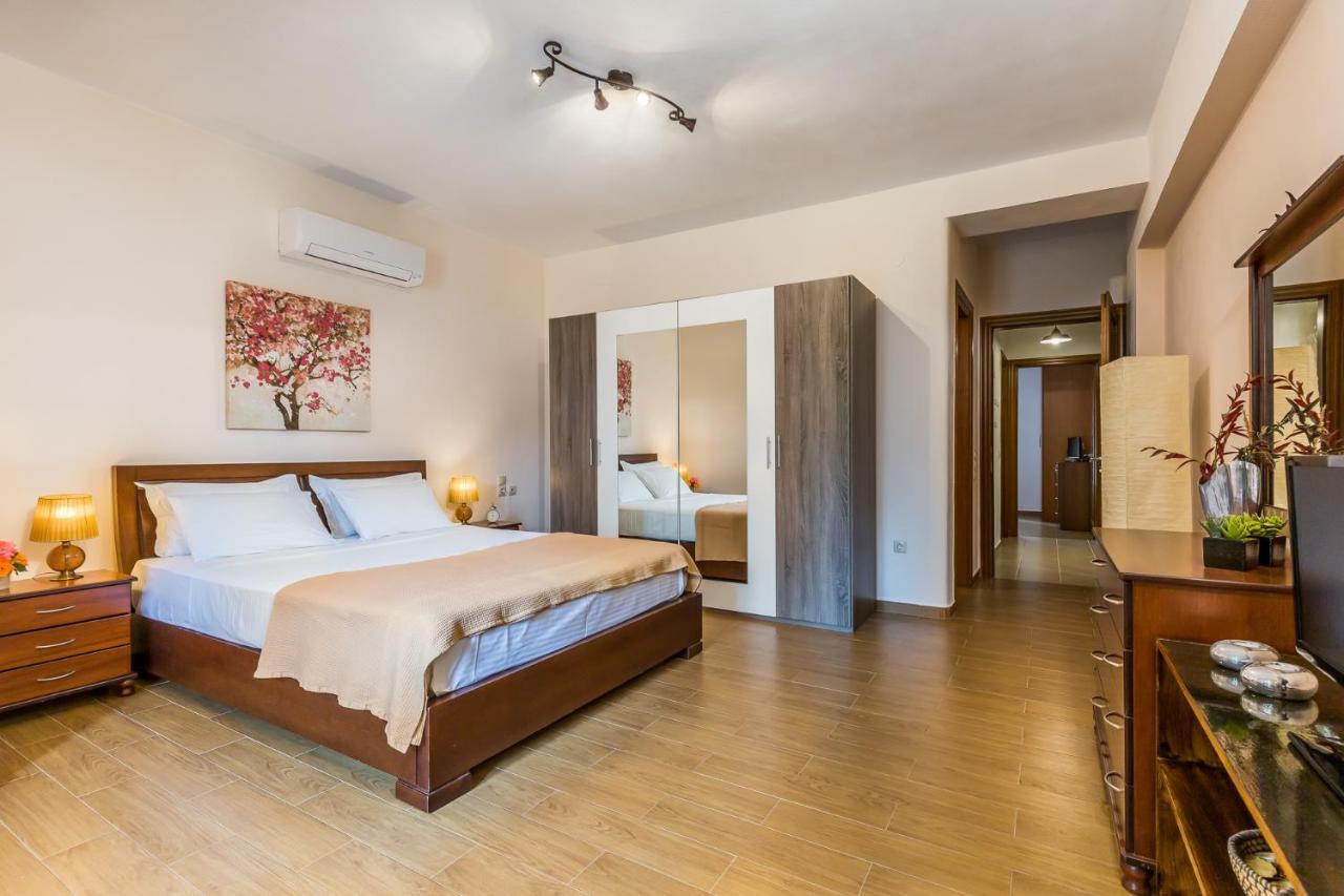 Olive Grove Apartment Skopelos Town Bagian luar foto