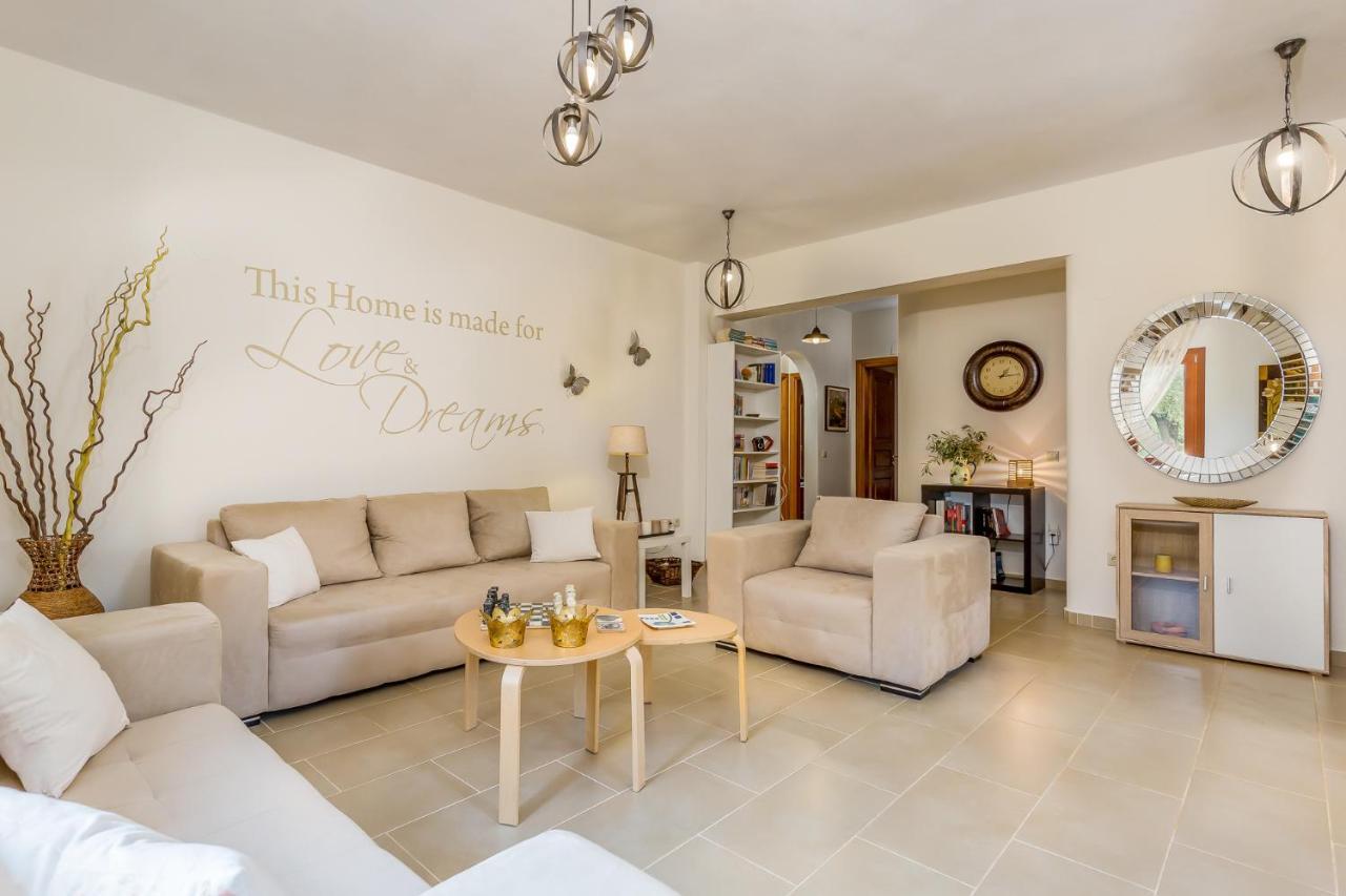 Olive Grove Apartment Skopelos Town Bagian luar foto
