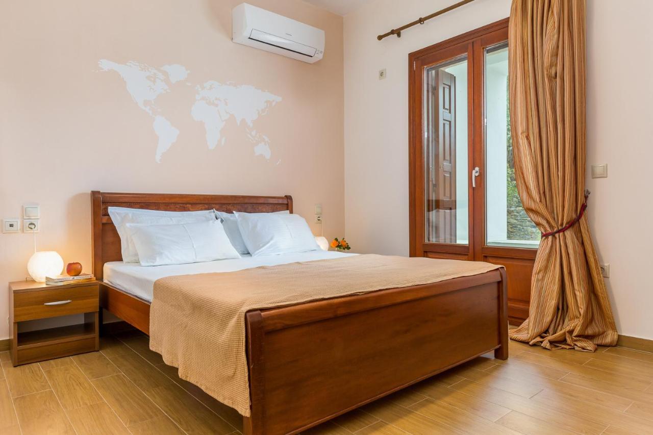 Olive Grove Apartment Skopelos Town Bagian luar foto